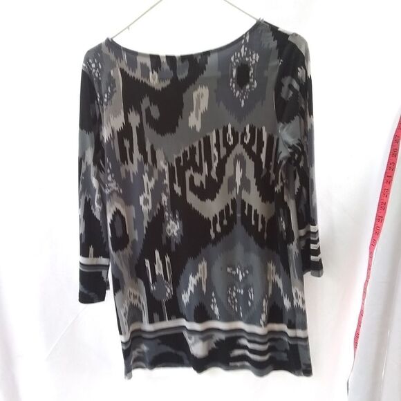 Bob Mackie wearable art shirt - Picture 2 of 5